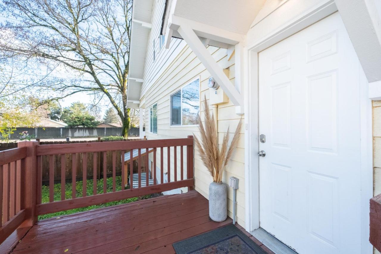 5 Bedroom House Cheerful Bungalow With Ac Pet Friendly Corvallis Exterior photo